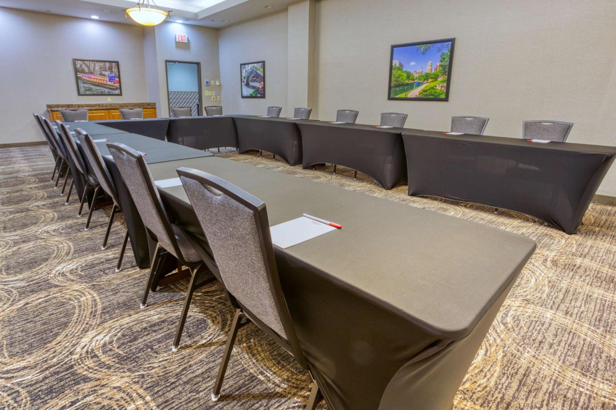 Drury Inn&suites Near La Cantera Hotel 3*