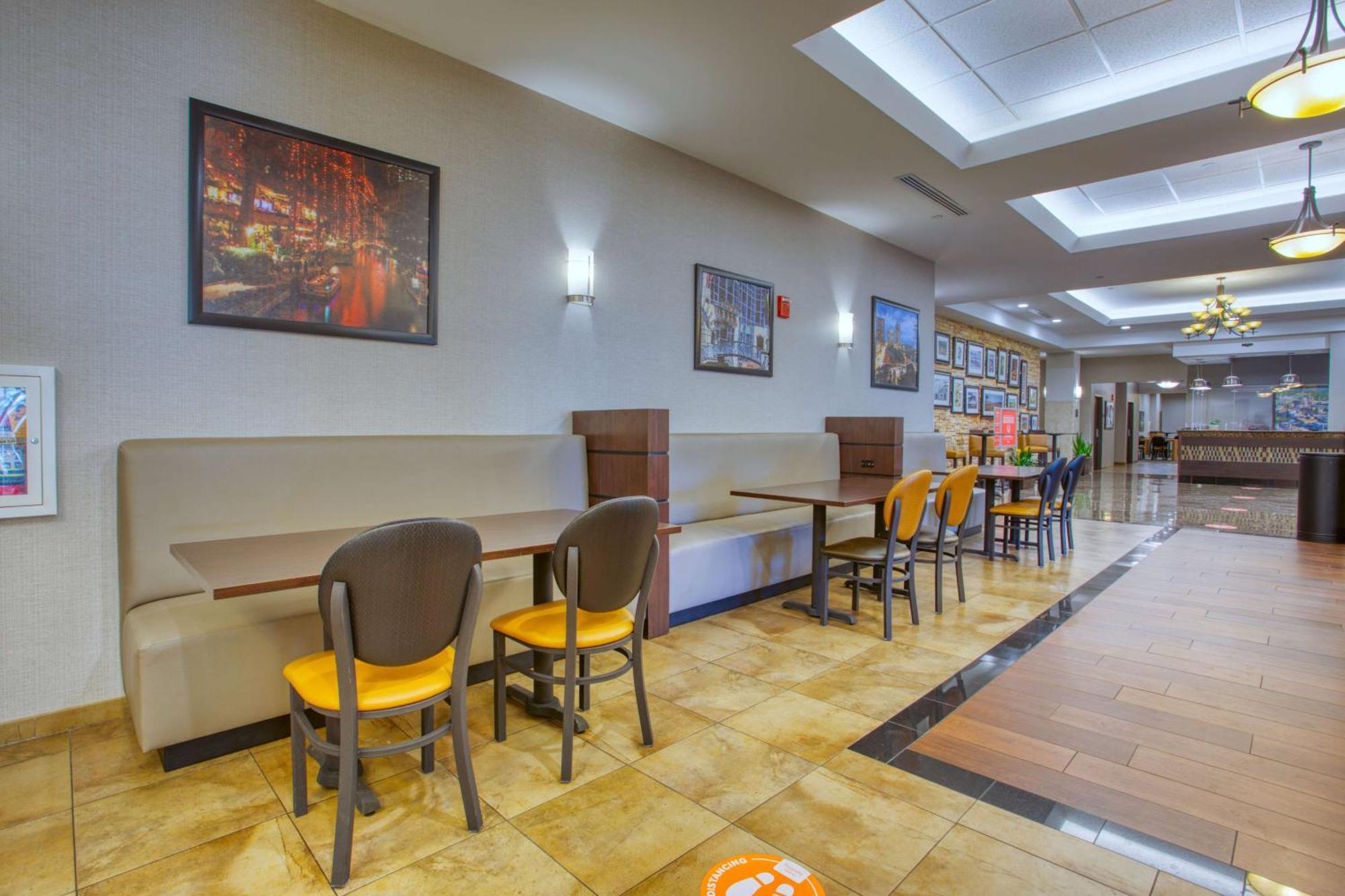 Drury Inn&suites Near La Cantera Hotel 3*